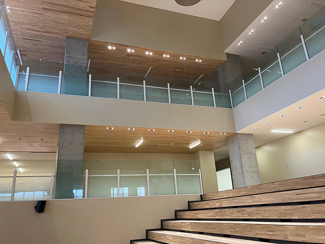 実績紹介 大阪府 市立小中一貫校