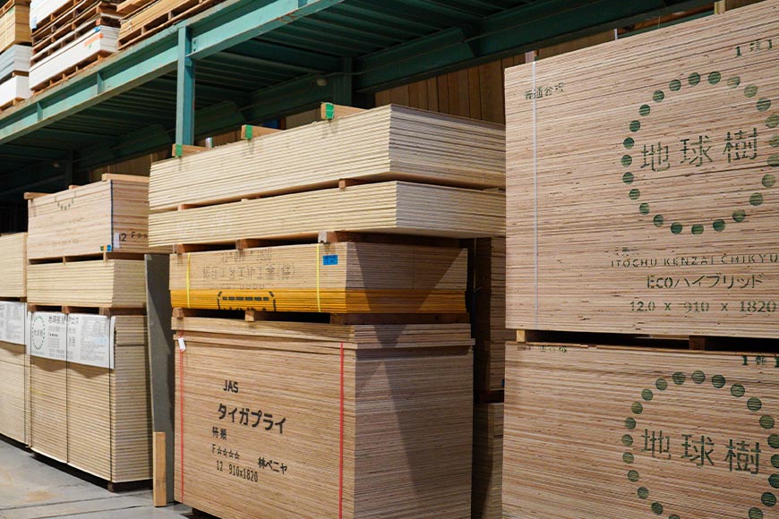 海の香りと木の香りがする贅沢なオフィス環境