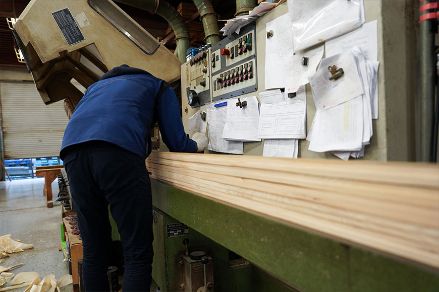 海の香りと木の香りがする贅沢なオフィス環境